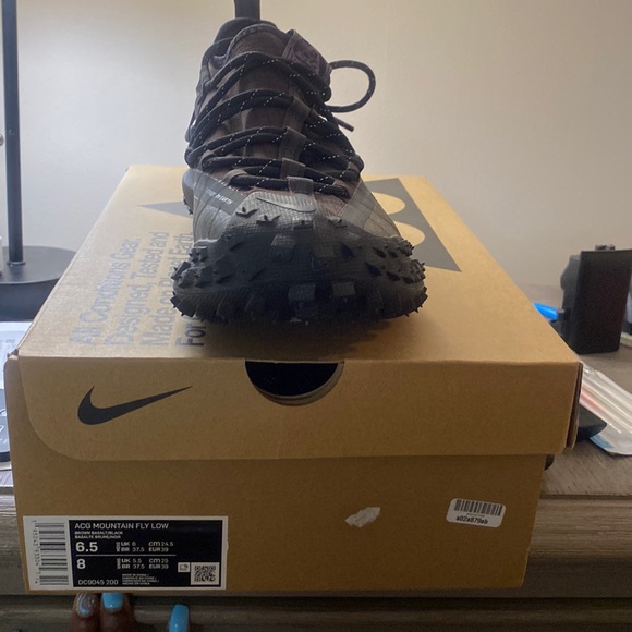ACG mountain fly low mens 6.5 and womens 8. - Picture 1 of 5